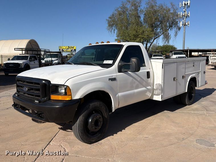 image for item FI2088 1999 Ford F550 utility / service truck
