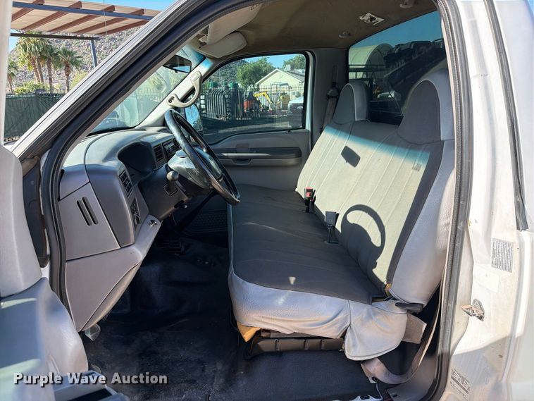 image for item FI2088 1999 Ford F550 utility / service truck