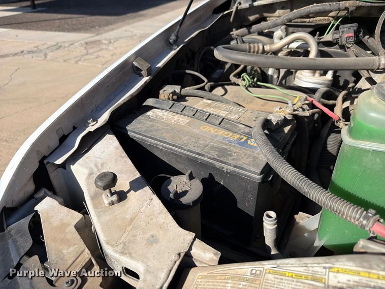 image for item FI2088 1999 Ford F550 utility / service truck