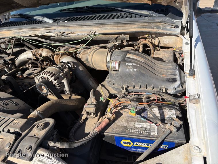 image for item FI2088 1999 Ford F550 utility / service truck