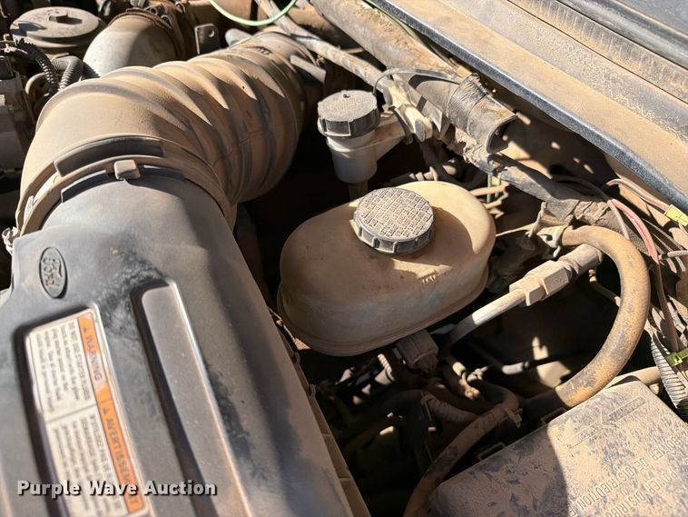 image for item FI2088 1999 Ford F550 utility / service truck