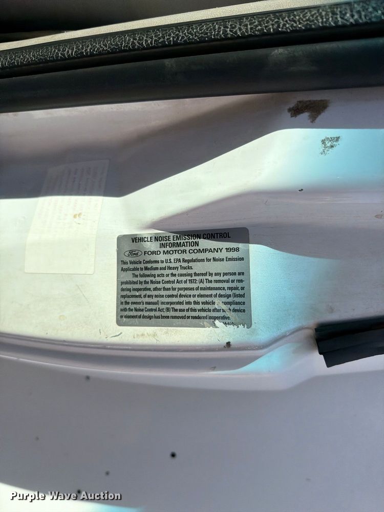 image for item FI2088 1999 Ford F550 utility / service truck