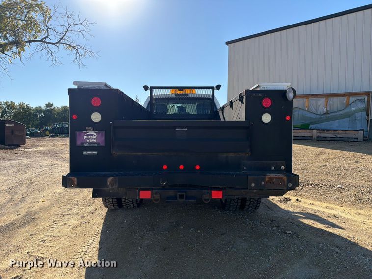 image for item FJ2031 2015 Ford F350 Super Duty utility bed pickup truck