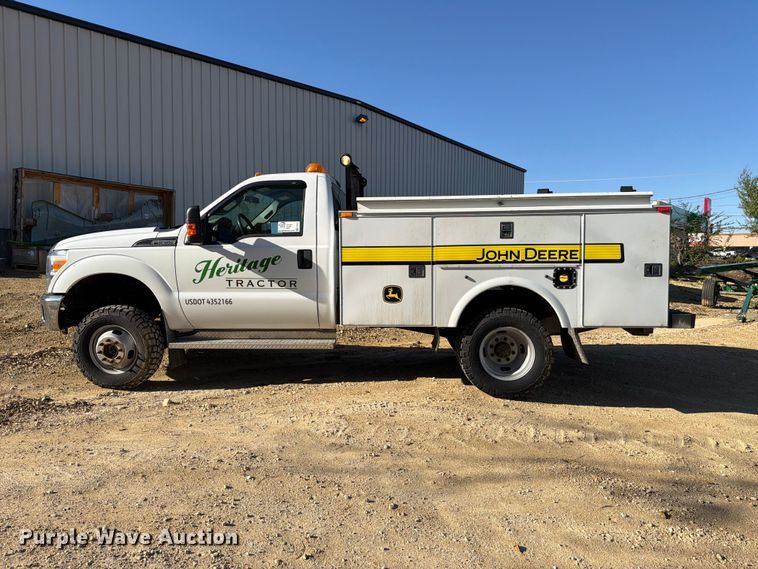 image for item FJ2031 2015 Ford F350 Super Duty utility bed pickup truck