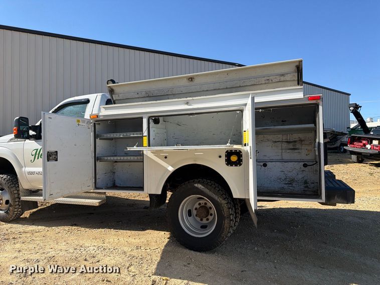 image for item FJ2031 2015 Ford F350 Super Duty utility bed pickup truck