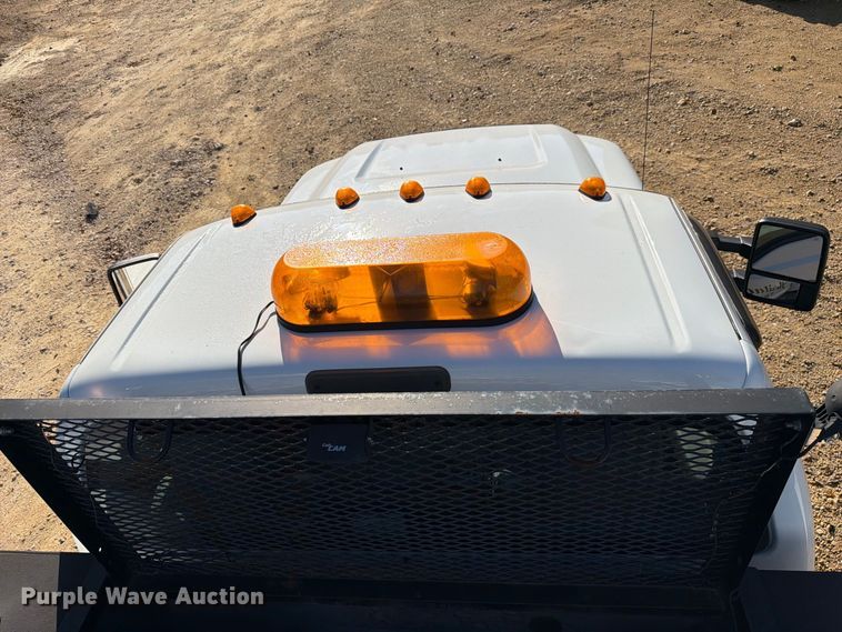 image for item FJ2031 2015 Ford F350 Super Duty utility bed pickup truck
