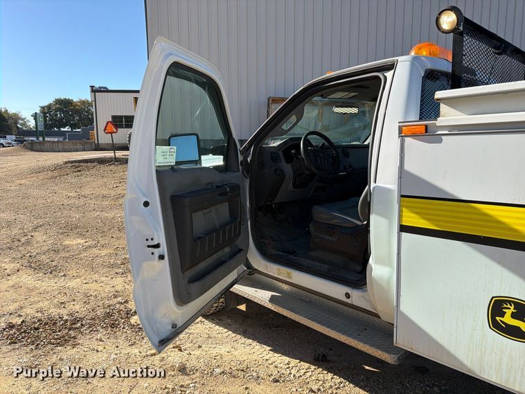 image for item FJ2031 2015 Ford F350 Super Duty utility bed pickup truck
