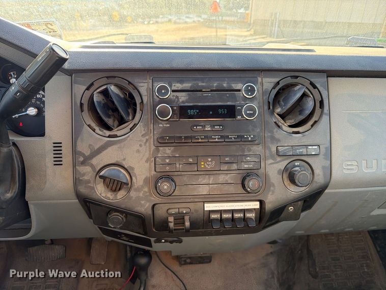image for item FJ2031 2015 Ford F350 Super Duty utility bed pickup truck