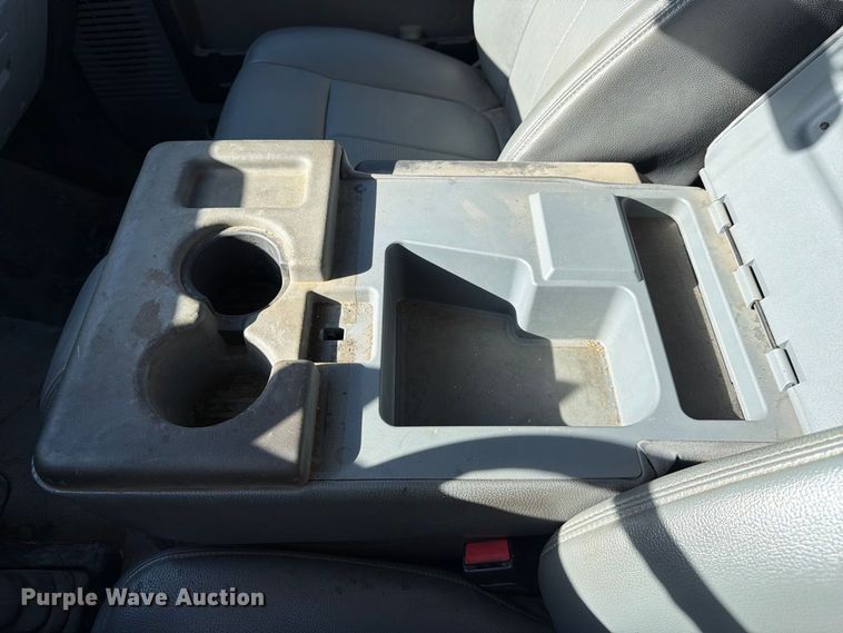 image for item FJ2031 2015 Ford F350 Super Duty utility bed pickup truck