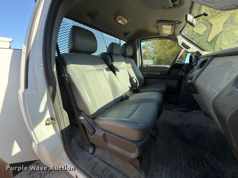 image for item FJ2031 2015 Ford F350 Super Duty utility bed pickup truck