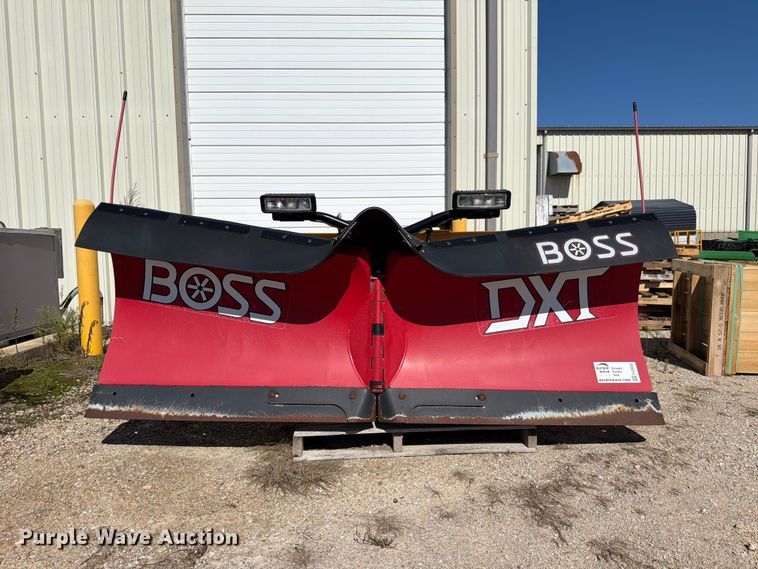 image for item FJ2032 2020 Boss Power-V DXT V-Plow