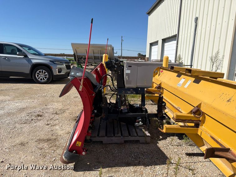 image for item FJ2032 2020 Boss Power-V DXT V-Plow