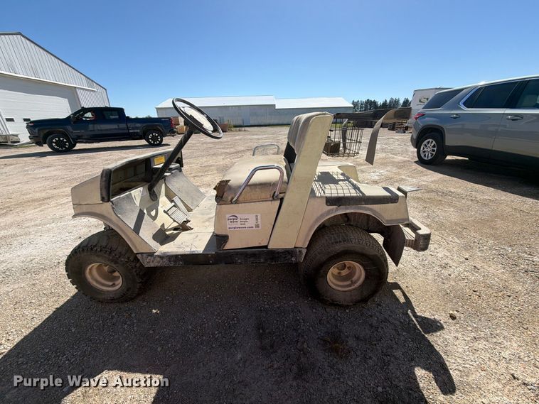 image for item FJ2033 Yamaha JG5 golf cart