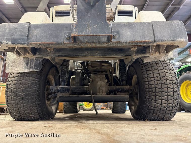 image for item FJ2033 Yamaha JG5 golf cart