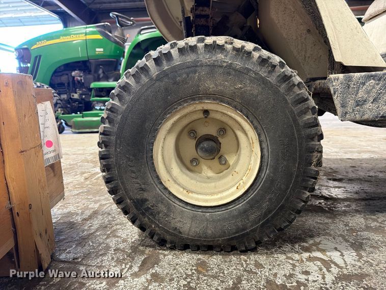 image for item FJ2033 Yamaha JG5 golf cart