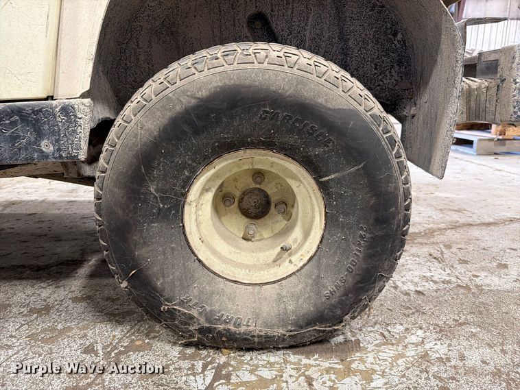 image for item FJ2033 Yamaha JG5 golf cart