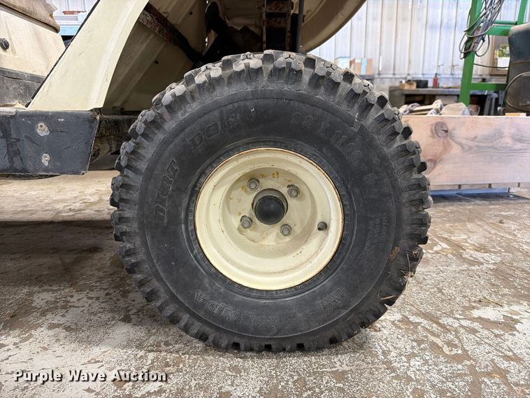 image for item FJ2033 Yamaha JG5 golf cart