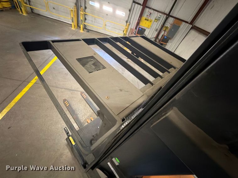 image for item FJ2035 2018 Crown SP4050-30 order picker