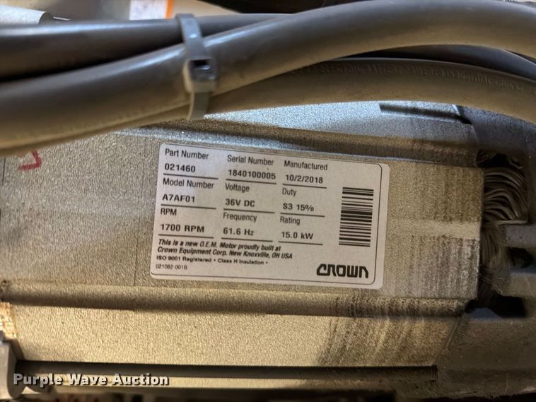 image for item FJ2035 2018 Crown SP4050-30 order picker