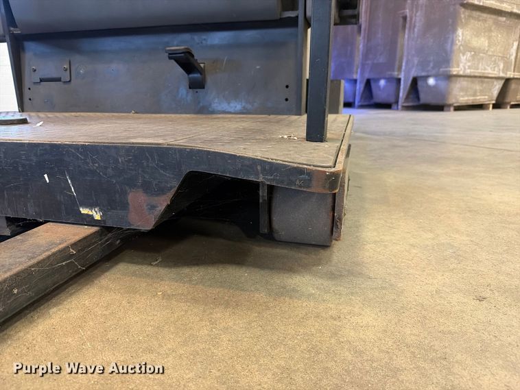 image for item FJ2035 2018 Crown SP4050-30 order picker