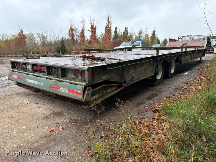 image for item FJ2049 1993 Wilson 4470 FT Muv-all drop deck hydraulic tail equipment trailer