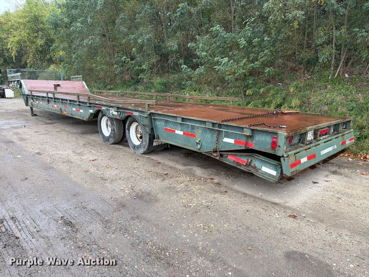 image for item FJ2049 1993 Wilson 4470 FT Muv-all drop deck hydraulic tail equipment trailer
