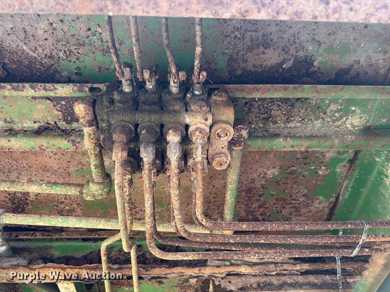 image for item FJ2049 1993 Wilson 4470 FT Muv-all drop deck hydraulic tail equipment trailer