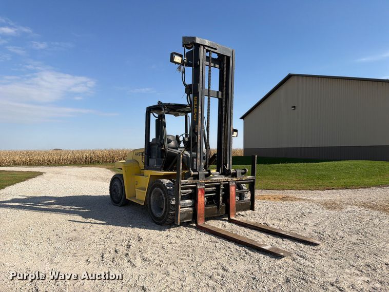 image for item FJ2068 2003 Hyster H210HD forklift