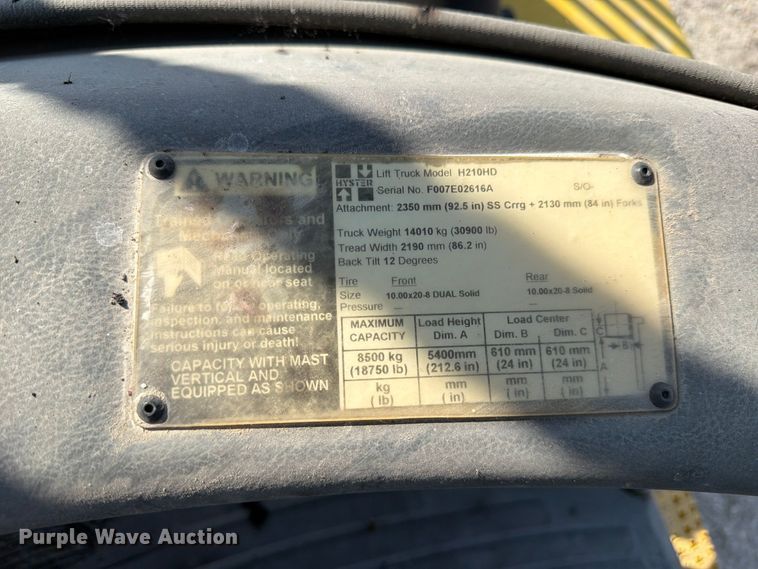 image for item FJ2068 2003 Hyster H210HD forklift