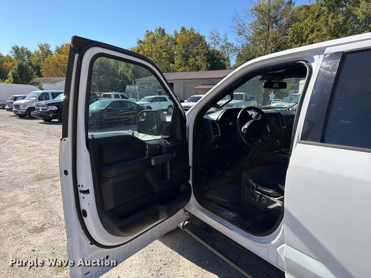 image for item FK2173 2015 Ford F150 Crew Cab pickup truck