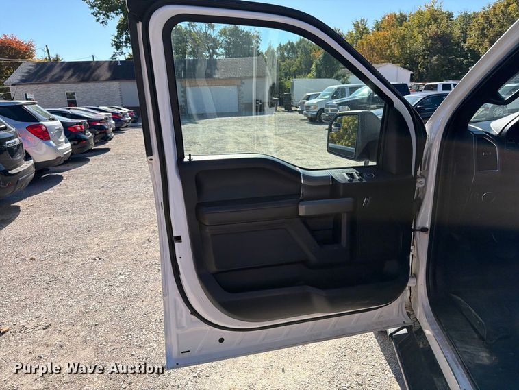 image for item FK2173 2015 Ford F150 Crew Cab pickup truck