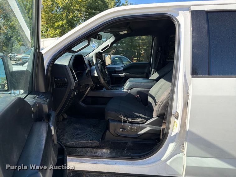 image for item FK2173 2015 Ford F150 Crew Cab pickup truck