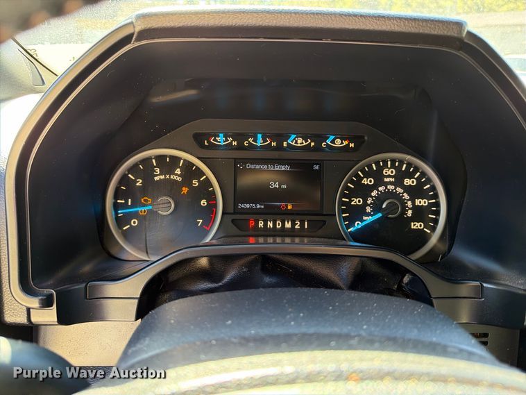 image for item FK2173 2015 Ford F150 Crew Cab pickup truck