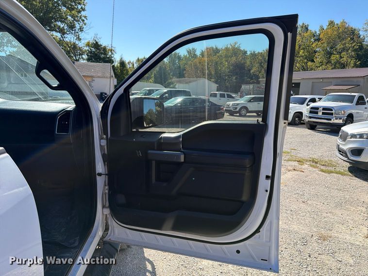 image for item FK2173 2015 Ford F150 Crew Cab pickup truck