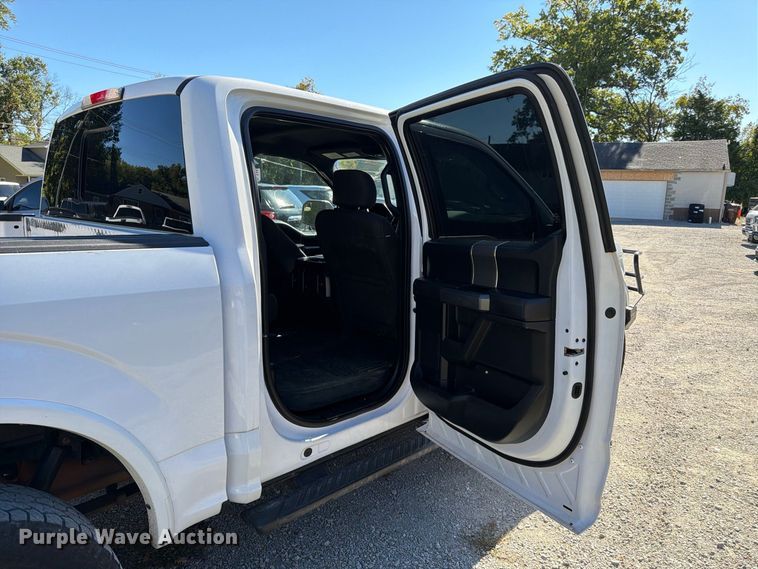 image for item FK2173 2015 Ford F150 Crew Cab pickup truck