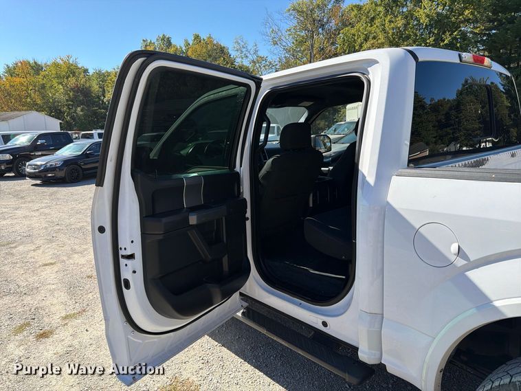 image for item FK2173 2015 Ford F150 Crew Cab pickup truck