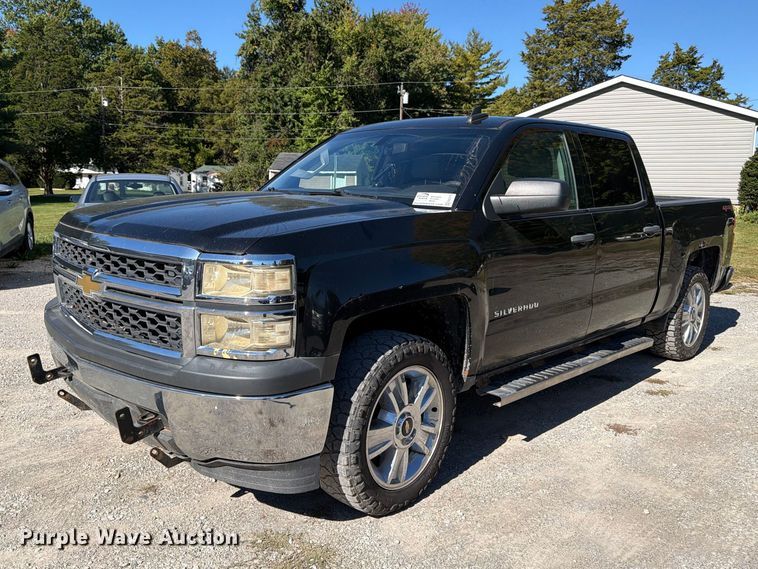 image for item FK2174 2015 Chevrolet Silverado 1500 Crew Cab pickup truck