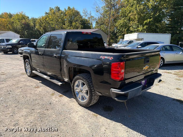 image for item FK2174 2015 Chevrolet Silverado 1500 Crew Cab pickup truck
