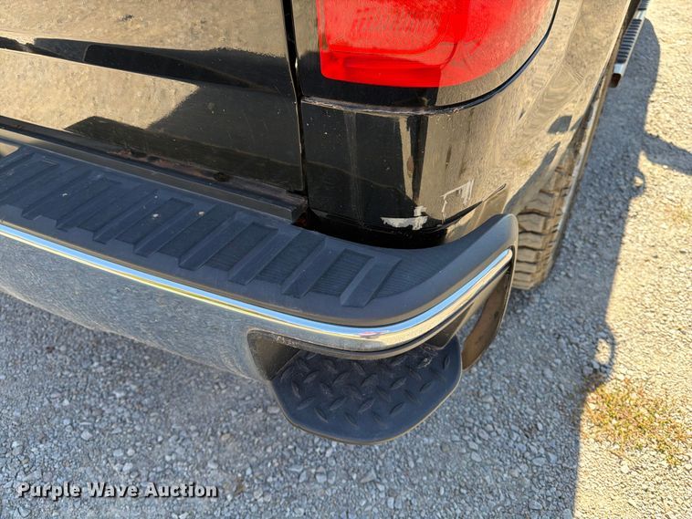 image for item FK2174 2015 Chevrolet Silverado 1500 Crew Cab pickup truck