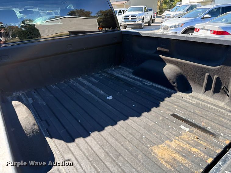 image for item FK2174 2015 Chevrolet Silverado 1500 Crew Cab pickup truck