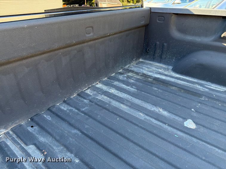image for item FK2174 2015 Chevrolet Silverado 1500 Crew Cab pickup truck