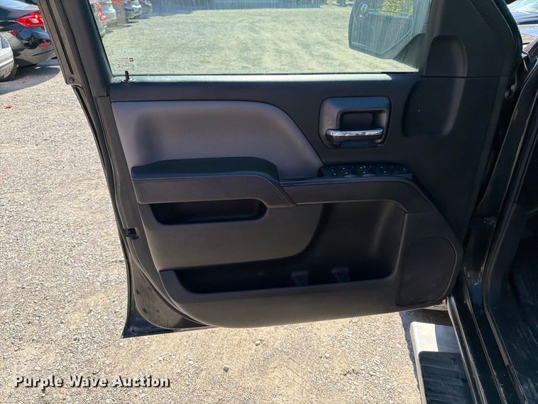 image for item FK2174 2015 Chevrolet Silverado 1500 Crew Cab pickup truck