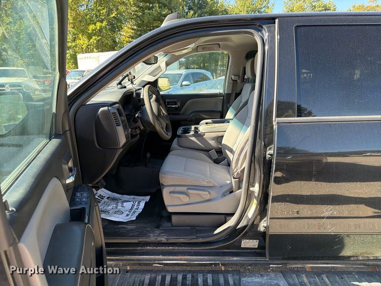 image for item FK2174 2015 Chevrolet Silverado 1500 Crew Cab pickup truck