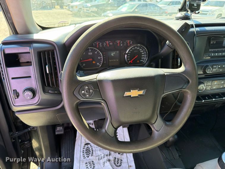 image for item FK2174 2015 Chevrolet Silverado 1500 Crew Cab pickup truck