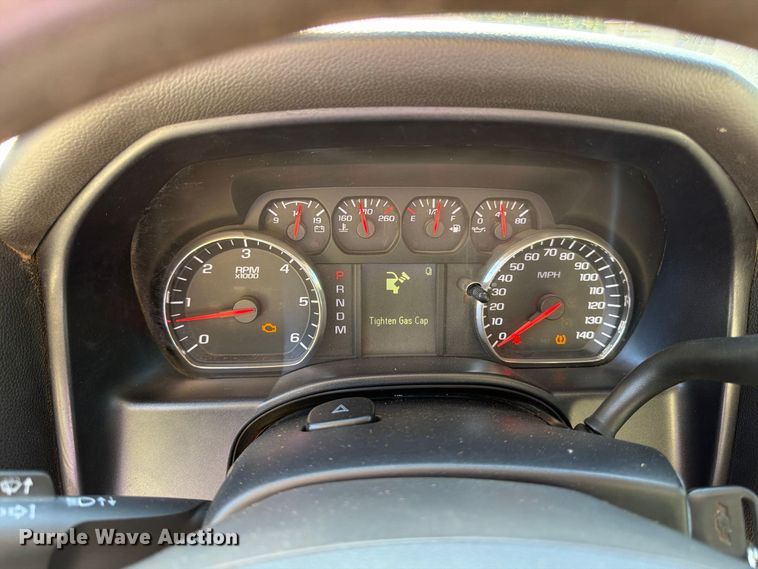 image for item FK2174 2015 Chevrolet Silverado 1500 Crew Cab pickup truck
