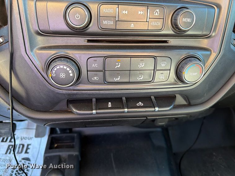 image for item FK2174 2015 Chevrolet Silverado 1500 Crew Cab pickup truck