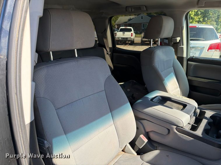 image for item FK2174 2015 Chevrolet Silverado 1500 Crew Cab pickup truck