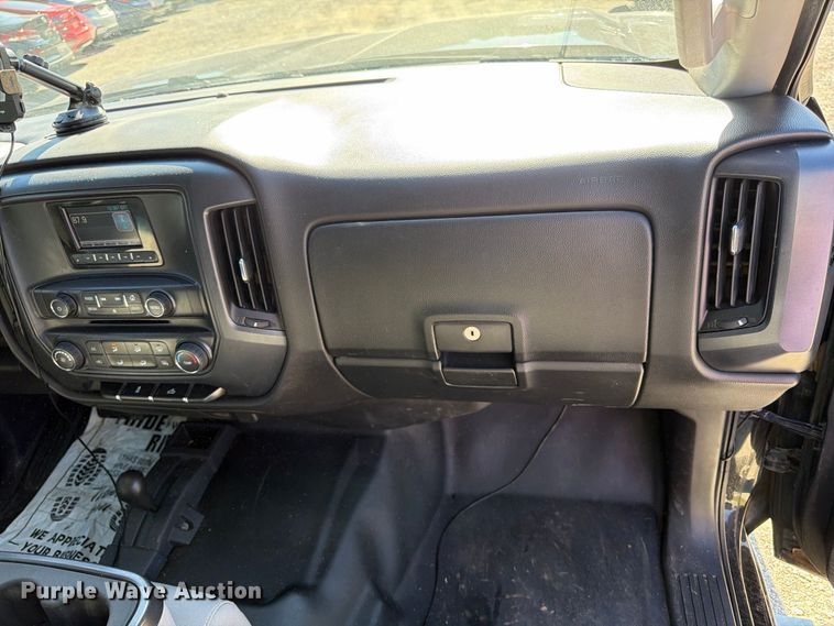image for item FK2174 2015 Chevrolet Silverado 1500 Crew Cab pickup truck