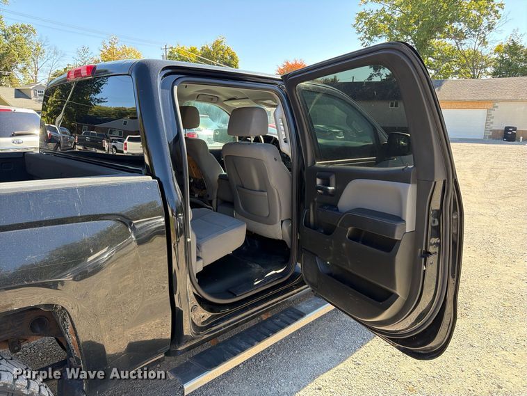 image for item FK2174 2015 Chevrolet Silverado 1500 Crew Cab pickup truck