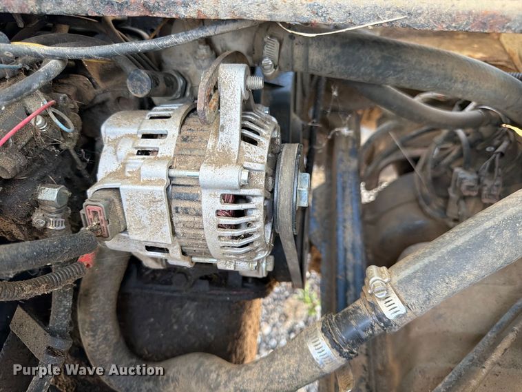 image for item FK3835 1996 Suzuki utility vehicle